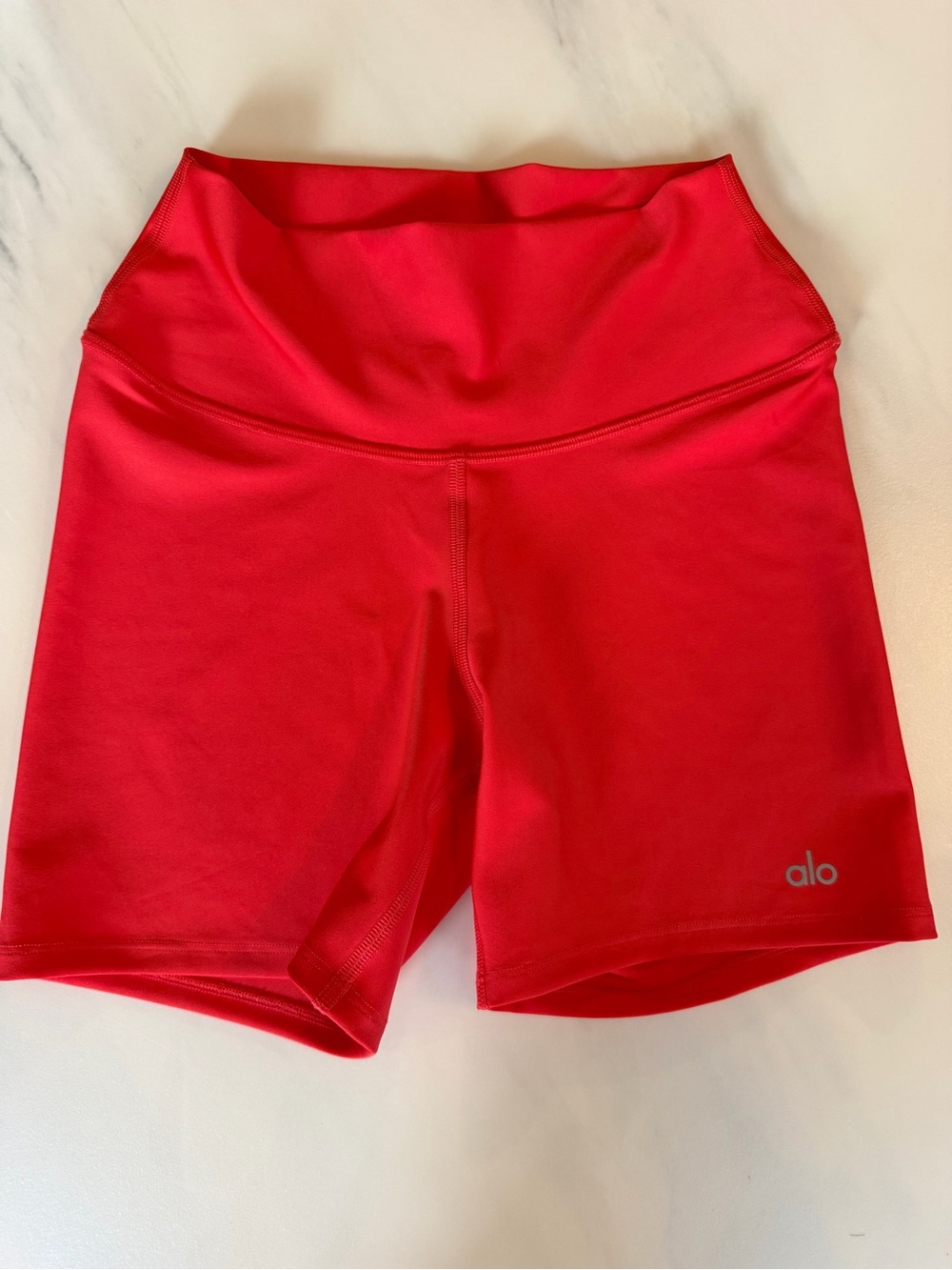 ALO Yoga 5" Airlift Energy Short - Picture 3 of 4
